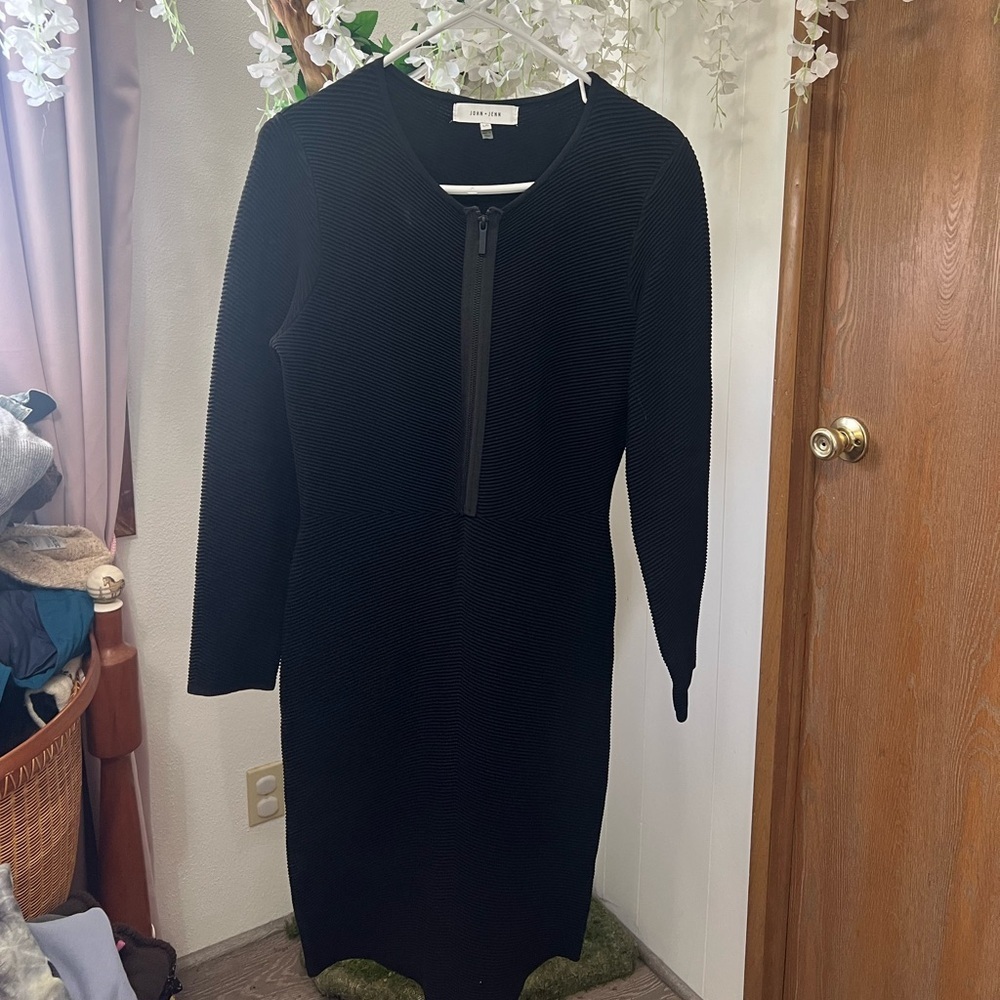 John + Jenn Elegant Black Dress